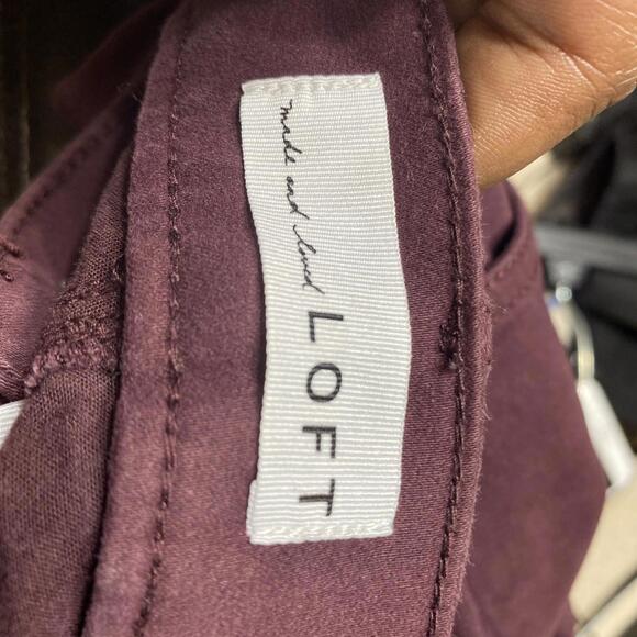 LOFT Pants Womens Size 8 Burgundy Stretch Mid Rise Flat Front Super Skinny Leg - Picture 10 of 10